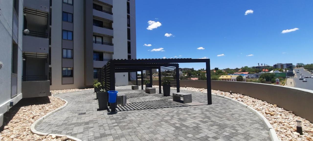 Kingelph Home-Stay Windhoek Luaran gambar