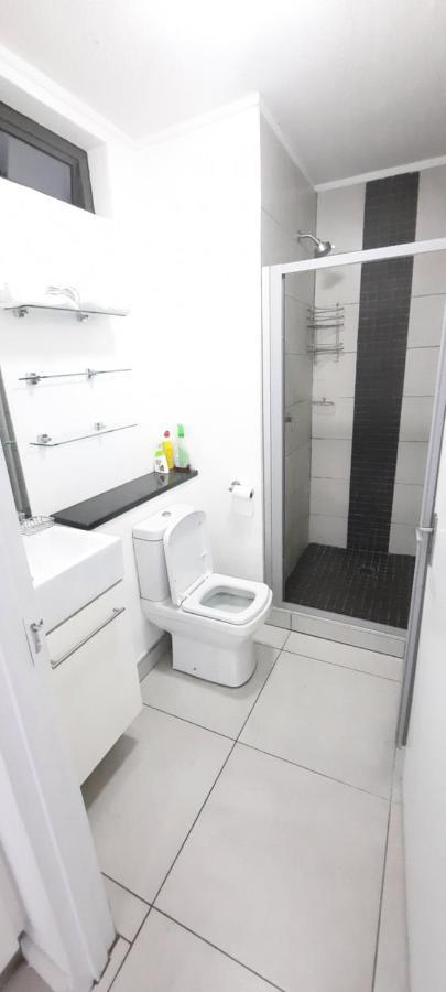 Kingelph Home-Stay Windhoek Luaran gambar