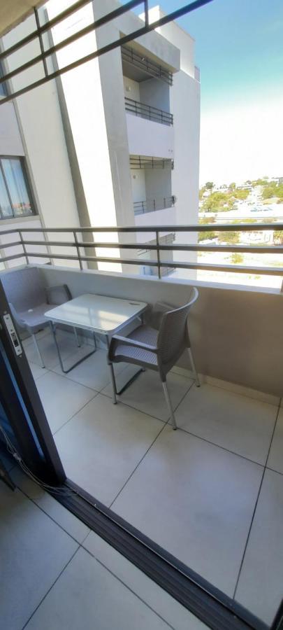 Kingelph Home-Stay Windhoek Luaran gambar