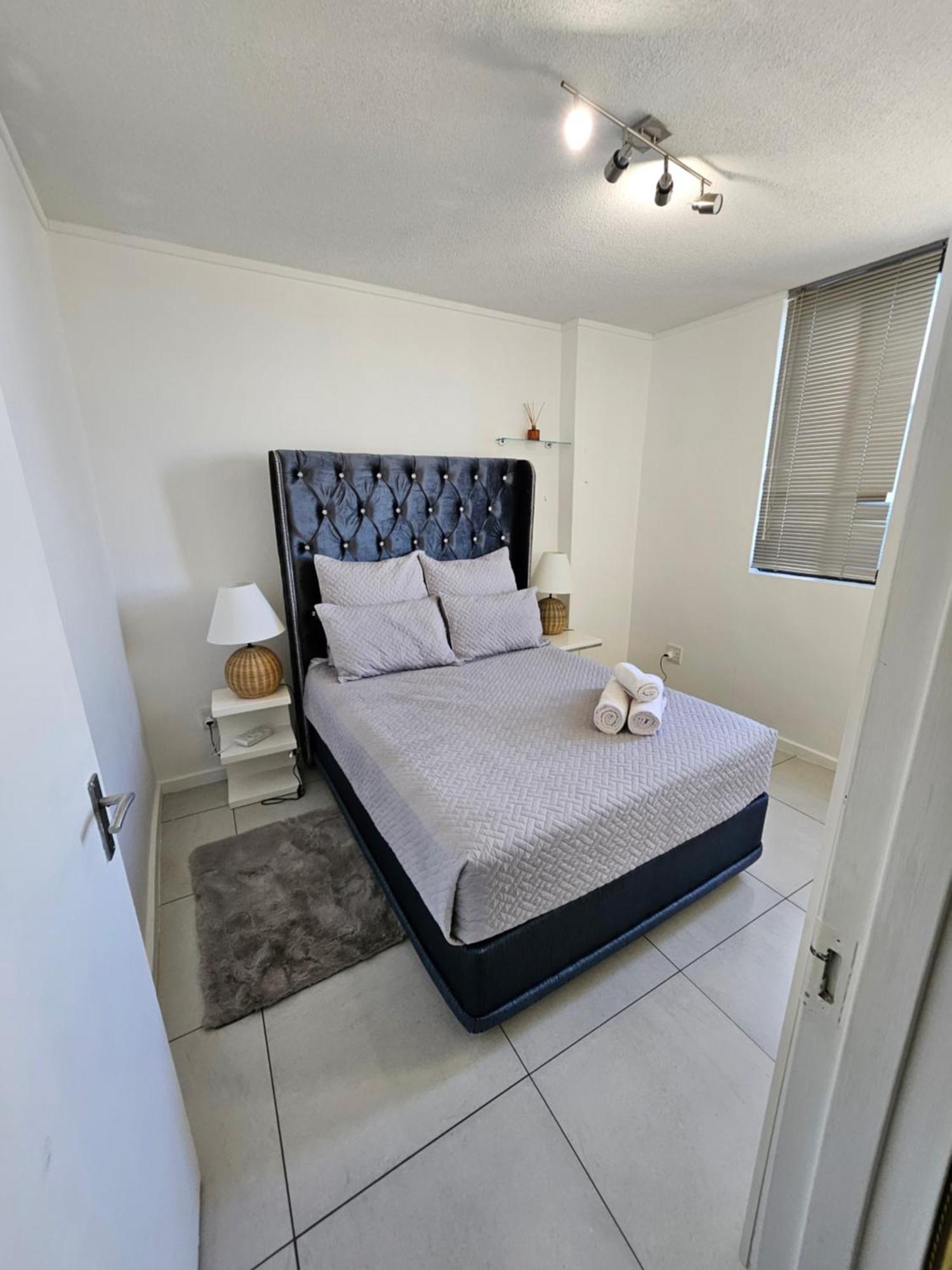 Kingelph Home-Stay Windhoek Luaran gambar